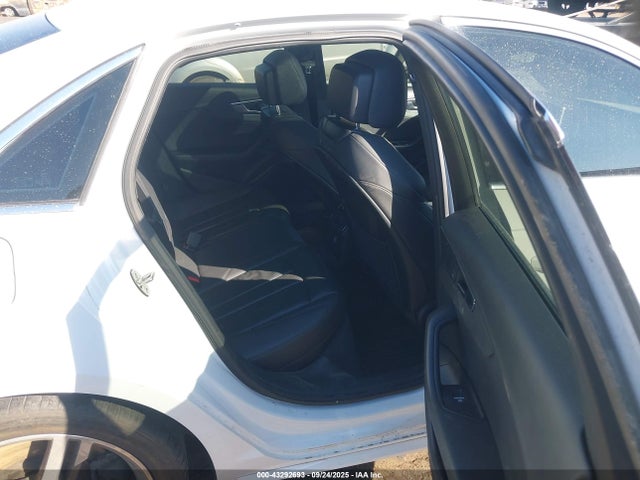 2018 AUDI A4 WAUENAF4XJA037847 Photo 7