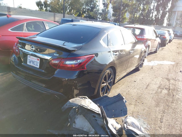 1N4AL3AP5HC210439 Nissan 2017