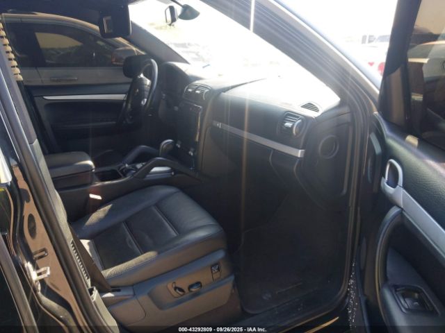 2010 PORSCHE CAYENNE WP1AA2AP5ALA12037 Photo 4