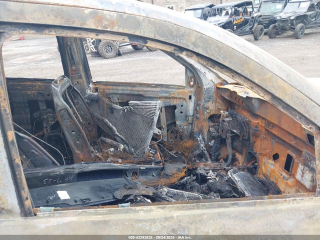 43292828 :رقم المزاد ، 1C4NJDEB0ED623851 vin ، 2014 Jeep Compass Latitude مزاد بيع