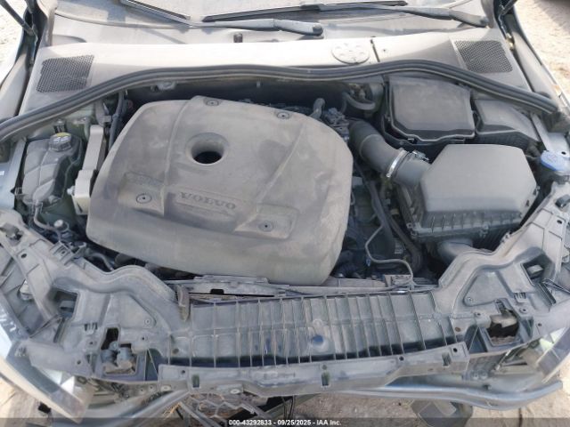 2017 VOLVO S60 YV126MFL7H2420929 Photo 9