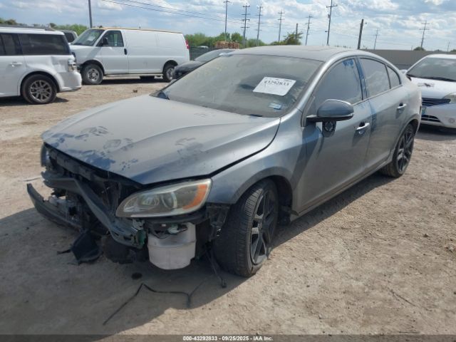 2017 VOLVO S60 YV126MFL7H2420929 Photo 1