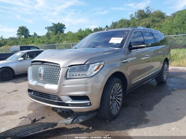 2019 LINCOLN NAVIGATOR L 5LMJJ3LT4KEL22261 Photo 1