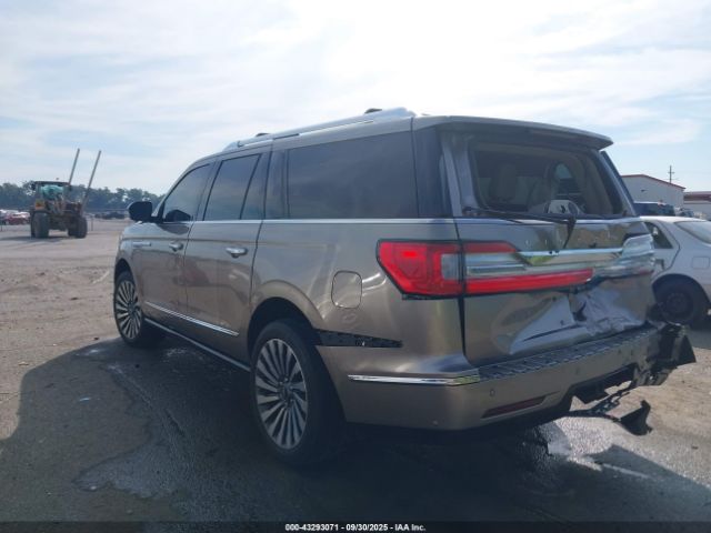 2019 LINCOLN NAVIGATOR L 5LMJJ3LT4KEL22261 Photo 2