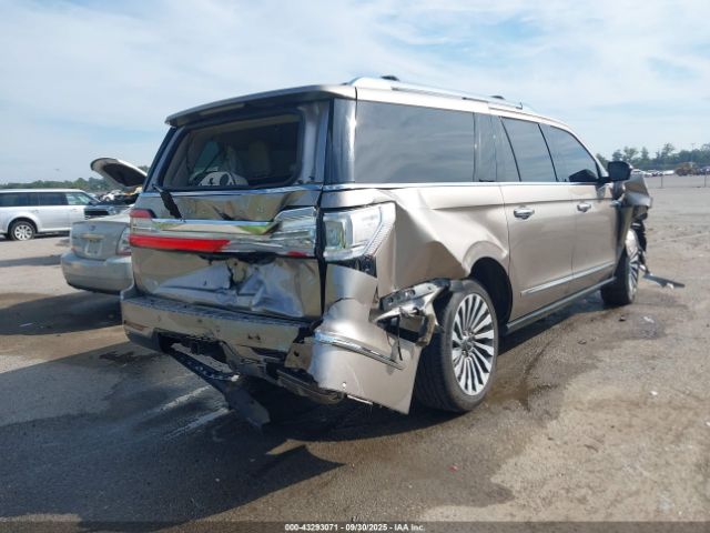 2019 LINCOLN NAVIGATOR L 5LMJJ3LT4KEL22261 Photo 3