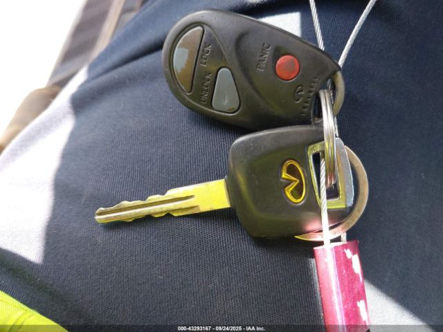 2001 INFINITI QX4 JNRDR09Y41W218246 Photo 10