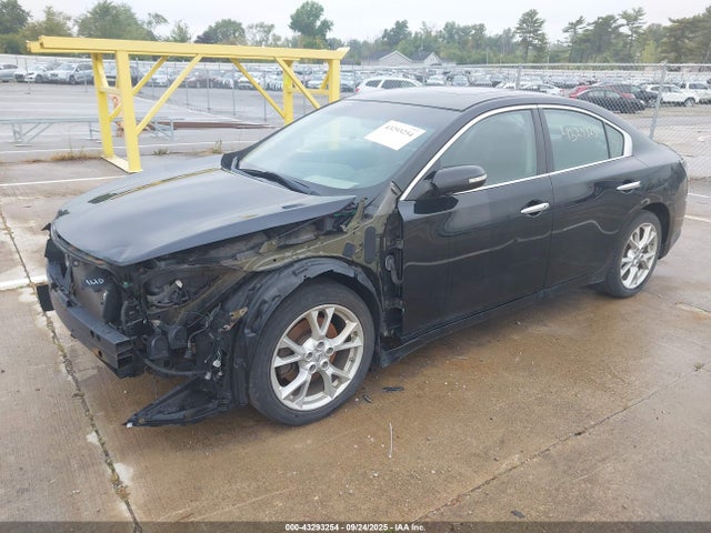 Nissan 2014 2014 1N4AA5AP5EC489002 Image 2