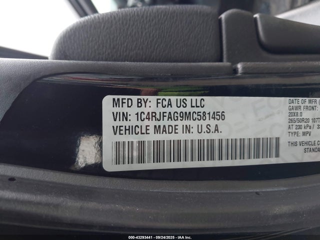 1C4RJFAG9MC581456 Jeep Grand Cherokee Laredo X 4x4