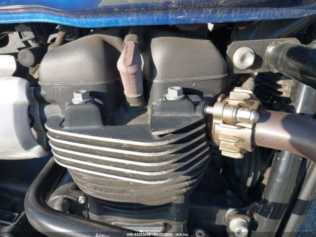 2022 TRIUMPH MOTORCYCLE STREET TWIN SMTD31G70NTAV9349 Photo 7