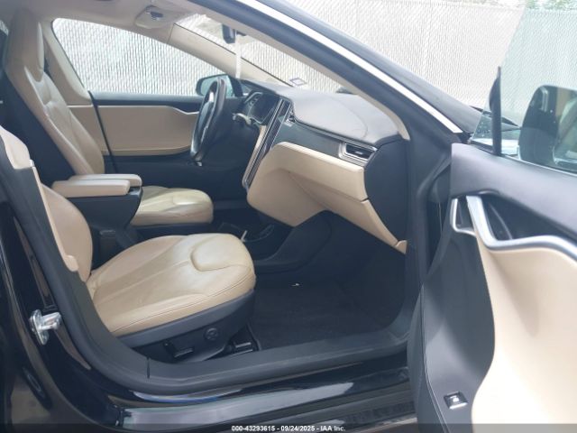 2014 TESLA MODEL S 5YJSA1H11EFP54056 Photo 4