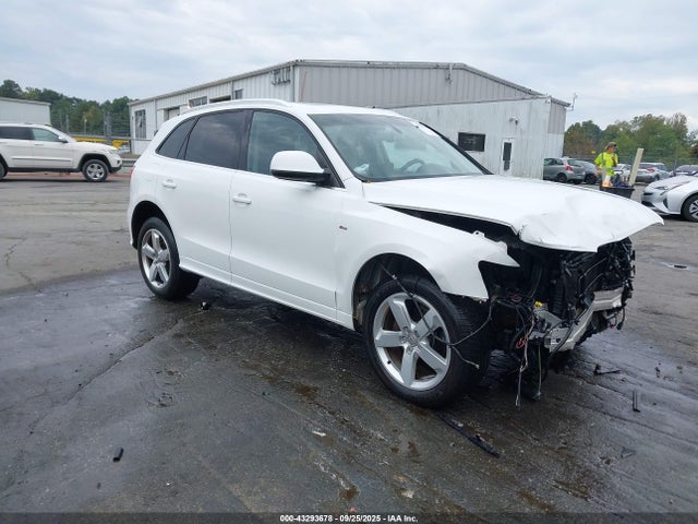 2012 AUDI Q5 WA1DKAFP8CA018325 Photo 0