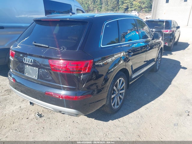 2019 AUDI Q7 WA1VAAF76KD006212 Photo 3