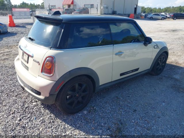 2008 MINI COOPER S WMWMF73558TV35459 Photo 3