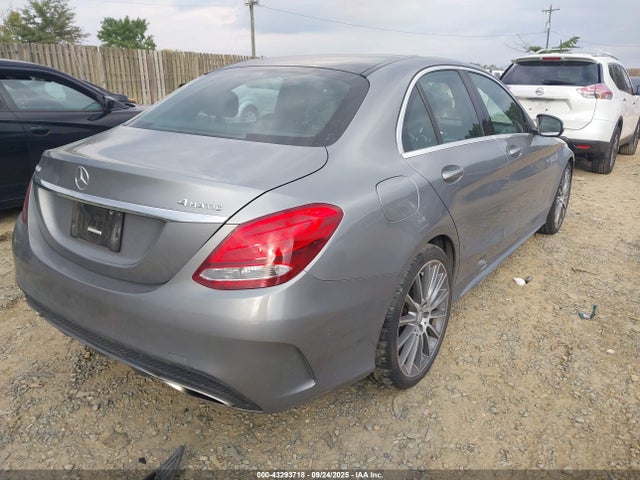 2015 Mercedes-benz C 300 Sport 4matic მანქანა იყიდება აუქციონზე, vin: 55SWF4KB1FU022063, აუქციონის ნომერი: 43293718