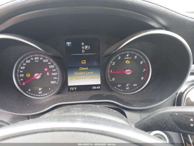 2015 Mercedes-benz C 300 Sport 4matic მანქანა იყიდება აუქციონზე, vin: 55SWF4KB1FU022063, აუქციონის ნომერი: 43293718