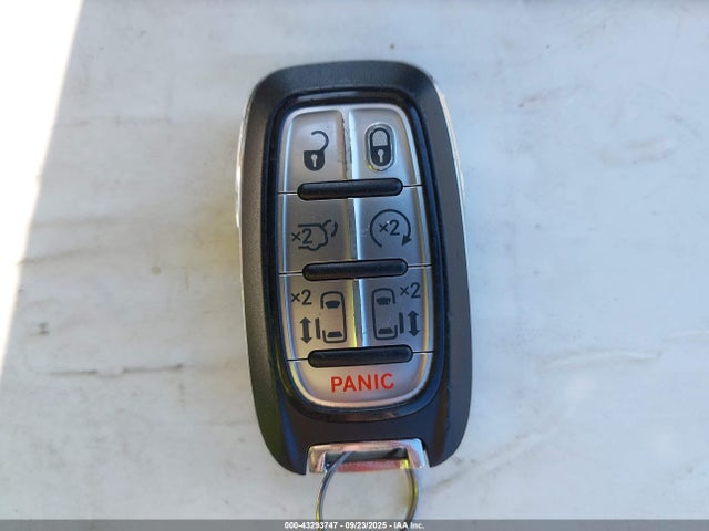 2C4RC1BG8NR191310 Chrysler 2022