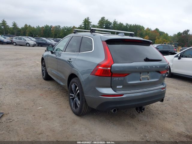 2020 VOLVO XC60 YV4102RK7L1522317 Photo 2