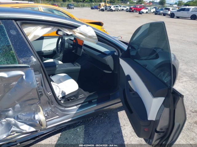 2024 TESLA MODEL 3 5YJ3E1EA2RF870529 Photo 4