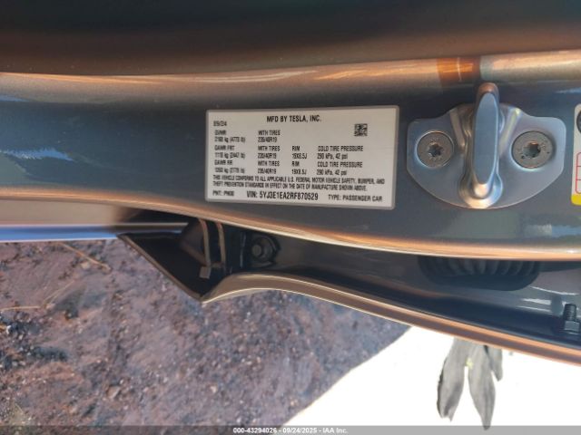 2024 TESLA MODEL 3 5YJ3E1EA2RF870529 Photo 8