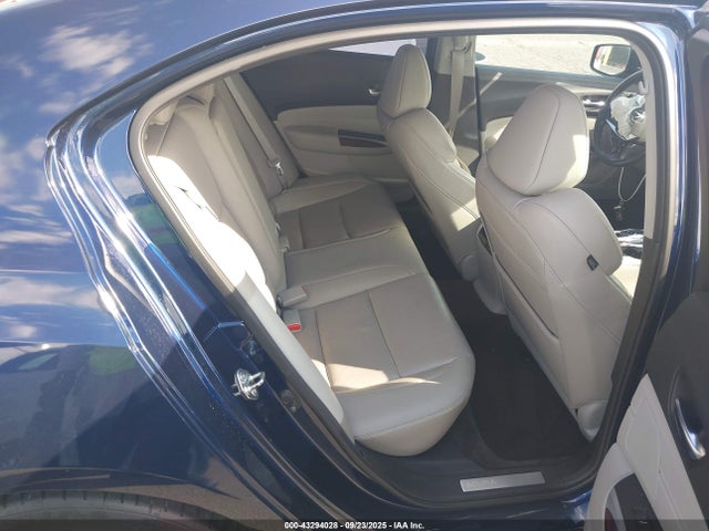 Acura j35y6 2015 19UUB2F58FA018325 Image 8