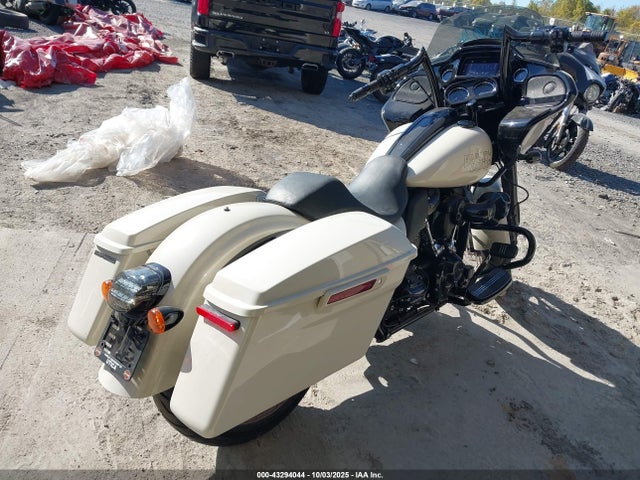 Harley-Davidson Road Glide St 2023 1HD1ACL18PB604092 Image 4