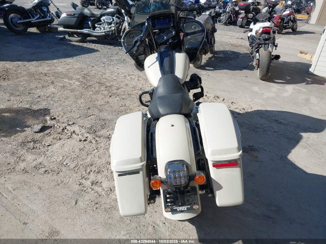 Harley-Davidson Road Glide St 2023 1HD1ACL18PB604092 Image 6