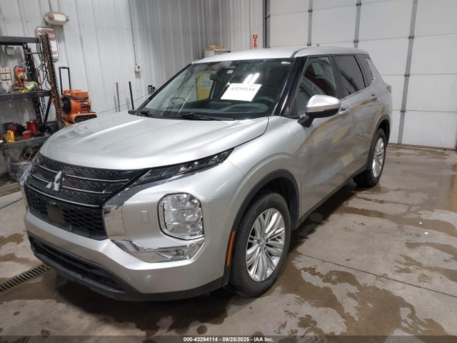 JA4J4TA82NZ032864 Mitsubishi Outlander Es 2.5 S-awc