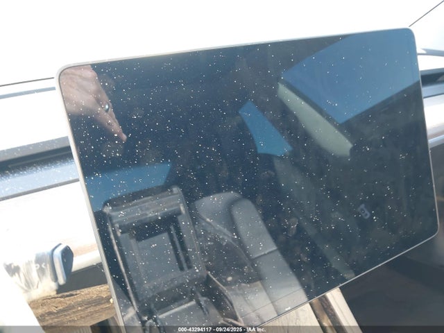 2019 TESLA MODEL 3 5YJ3E1EA2KF425102 Photo 6