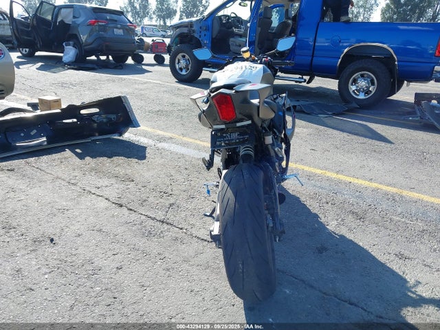 2024 YAMAHA YZFR7 JYARM38Y4RA002893 Photo 5