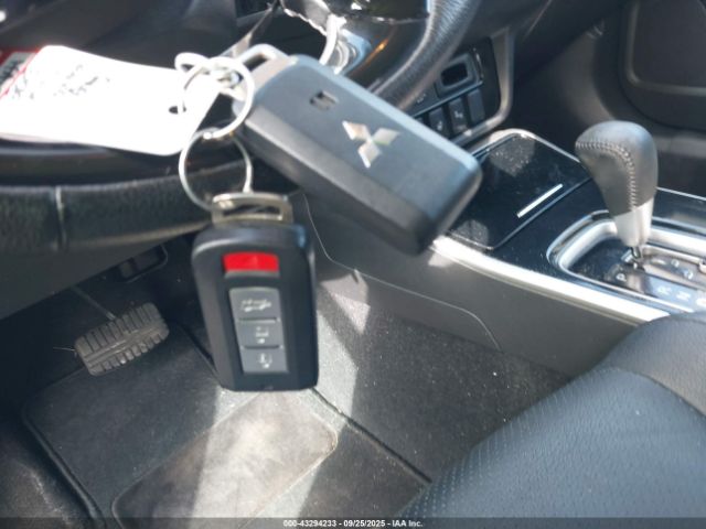 2018 MITSUBISHI OUTLANDER JA4JZ4AX7JZ001165 Photo 10