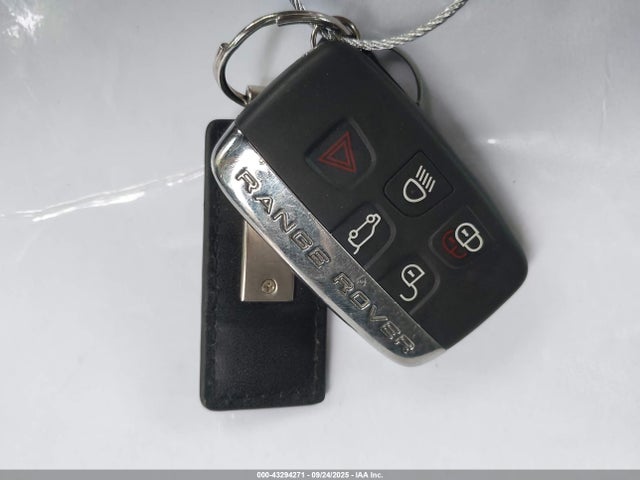 Land Rover aj20p 2018 SALYB2RX4JA762471 Image 11