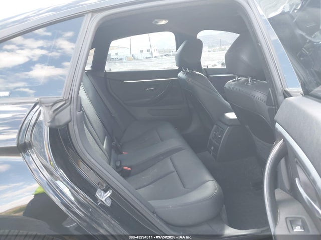 WBA4J1C55JBM10825 BMW 430I
