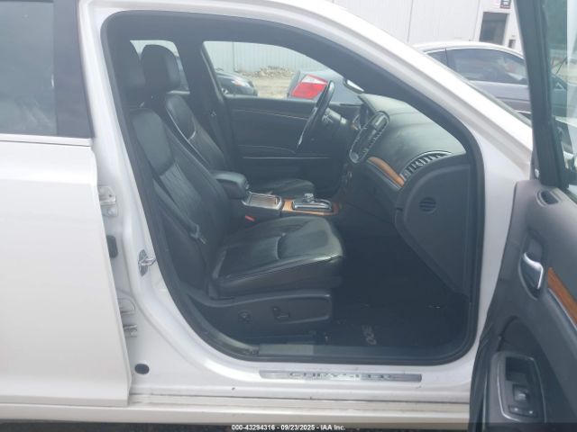 2015 CHRYSLER 300C 2C3CCASG4FH736470 Photo 4