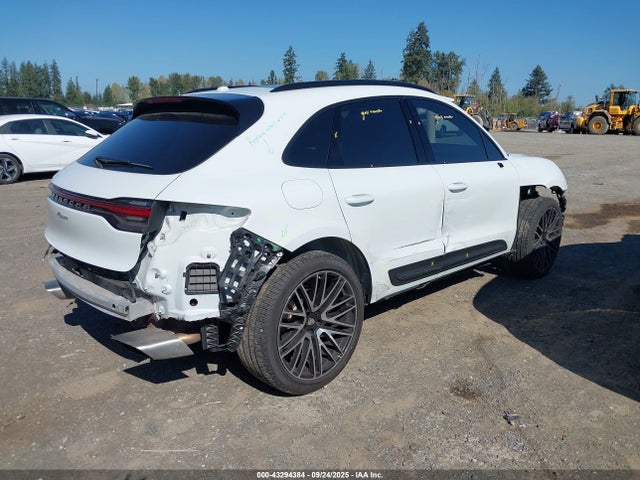 Porsche Macan 2022 WP1AA2A57NLB05341 Image 4