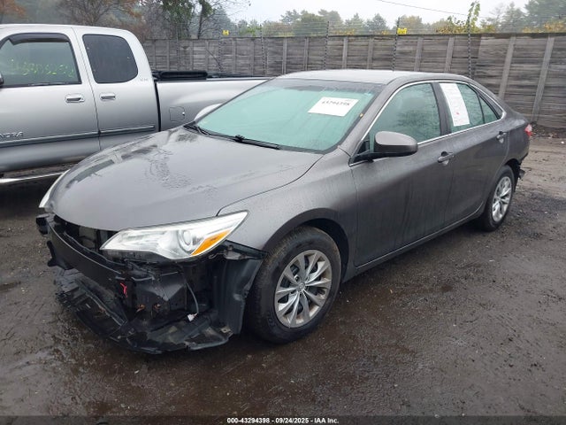 Toyota 2ar-fe 2016 4T1BF1FK5GU222263 Image 2