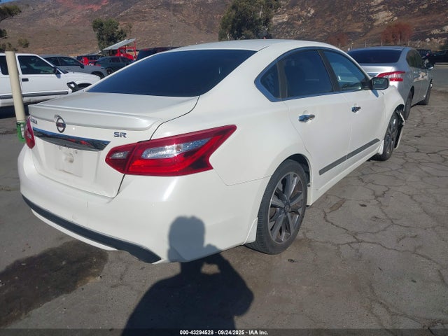 1N4AL3AP3GC148845 Nissan 2016