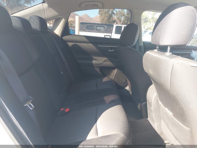 1N4AL3AP3GC148845 Nissan 2016