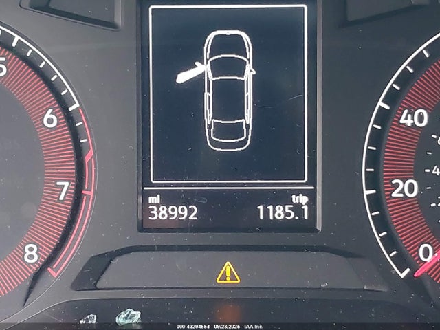 3VWCB7BUXLM010792 Volkswagen 1.4 tsi
