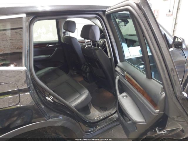 2016 BMW X3 5UXWX9C51G0D64084 Photo 7