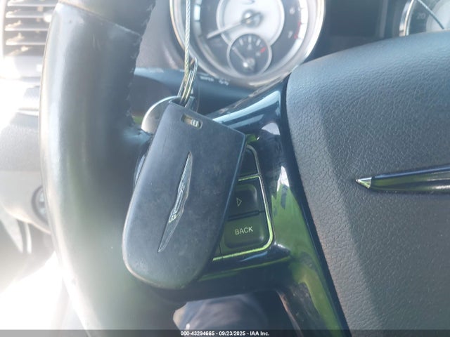 Chrysler 300 2014 2C3CCABG4EH361274 Image 11