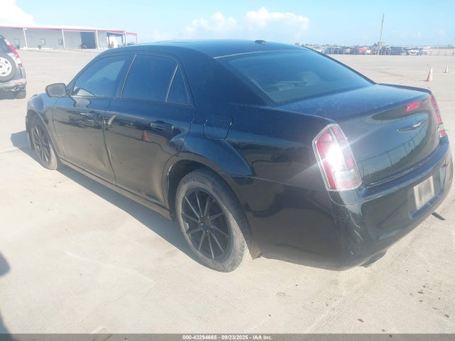 Chrysler 300 2014 2C3CCABG4EH361274 Image 3