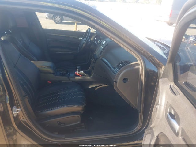 Chrysler 300 2014 2C3CCABG4EH361274 Image 5