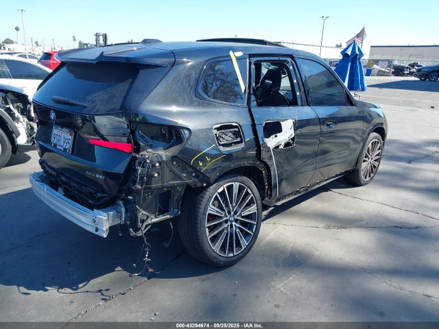 2025 BMW X1 WBX73EF00S5213775 Photo 3