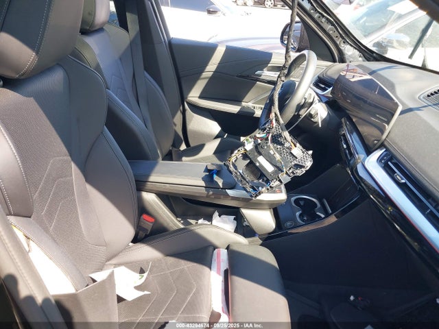 2025 BMW X1 WBX73EF00S5213775 Photo 4