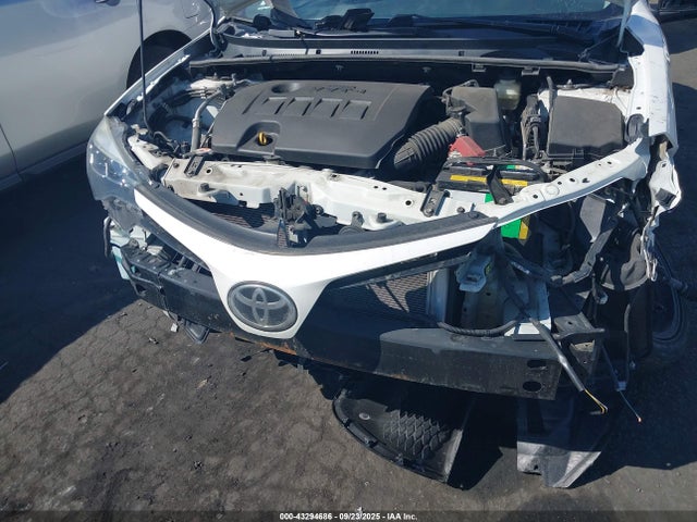 Toyota 2zr-fe 2018 5YFBURHE5JP775516 Image 21