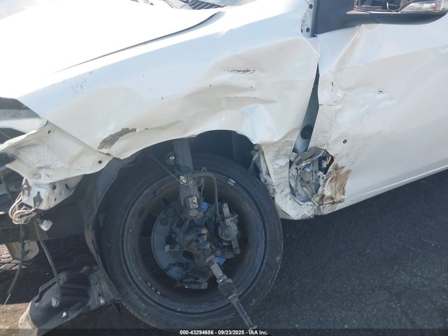 Toyota 2zr-fe 2018 5YFBURHE5JP775516 Image 6