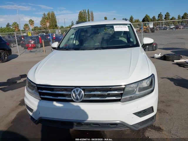 3VV1B7AX1JM198588 Volkswagen Tiguan 2.0t S
