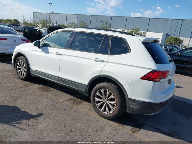 3VV1B7AX1JM198588 Volkswagen Tiguan 2.0t S