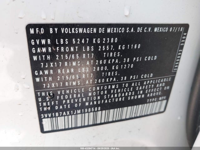 3VV1B7AX1JM198588 Volkswagen Tiguan 2.0t S