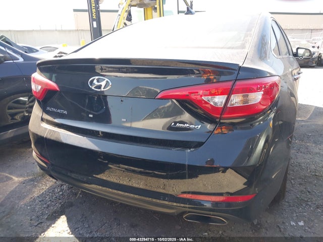 5NPE34AF7HH584046 Hyundai 2017